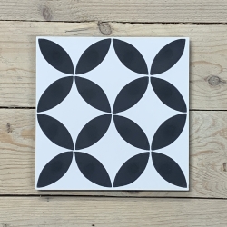 Cement tiles 212 in a classic geometric design in a colour combination of black and white