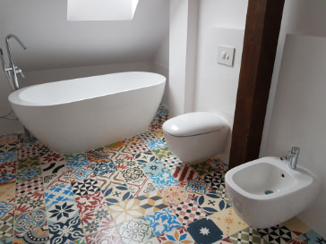 cement tiles patchwork in the bathroom pic 001